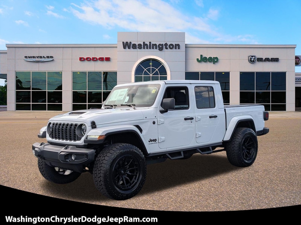 New 2026 Jeep Gladiator Sport Pickup