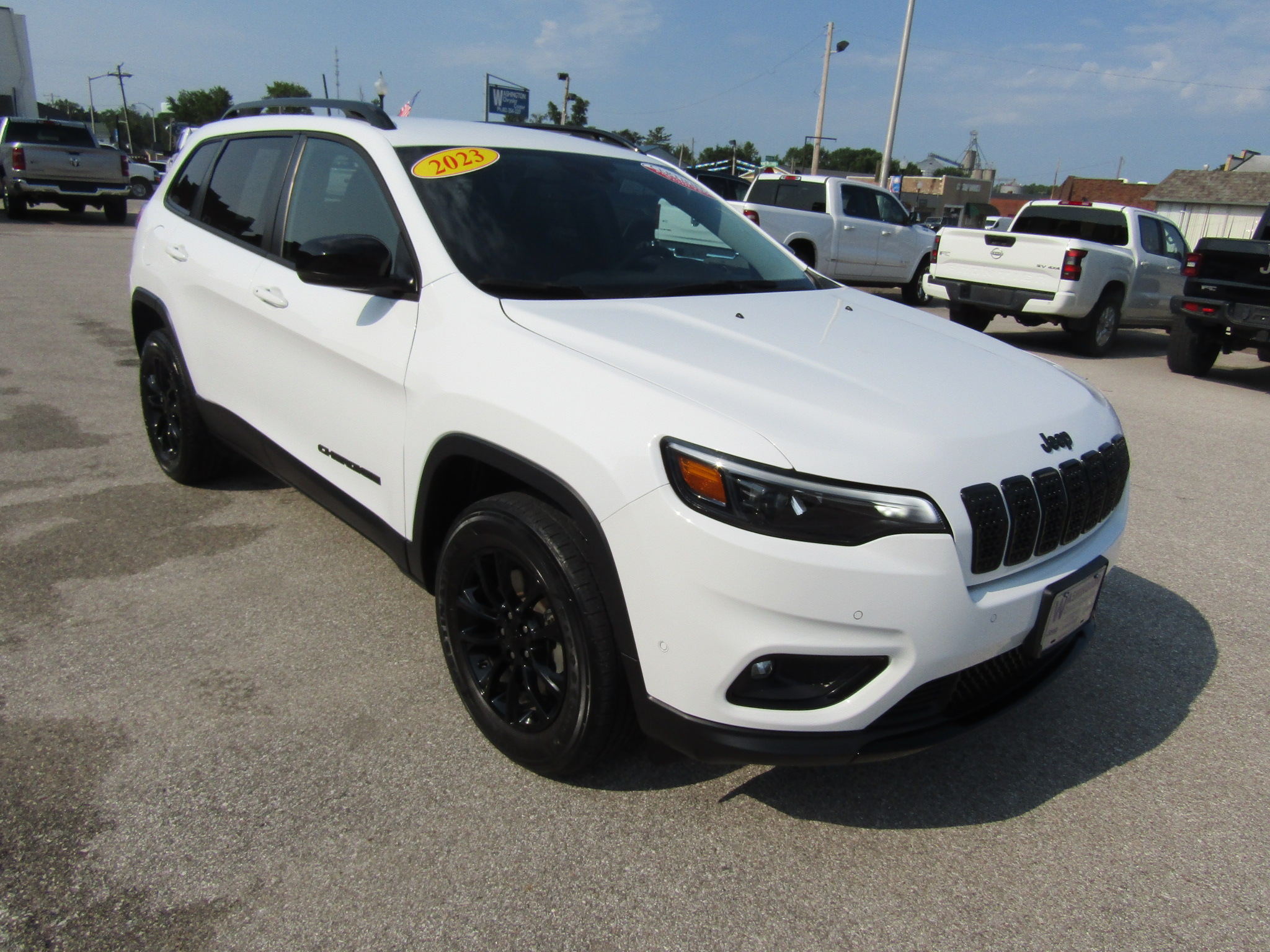 2023 Jeep Cherokee Altitude Lux