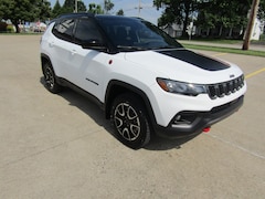 Used 2025 Jeep Compass Trailhawk SUV For Sale near Princeton IN