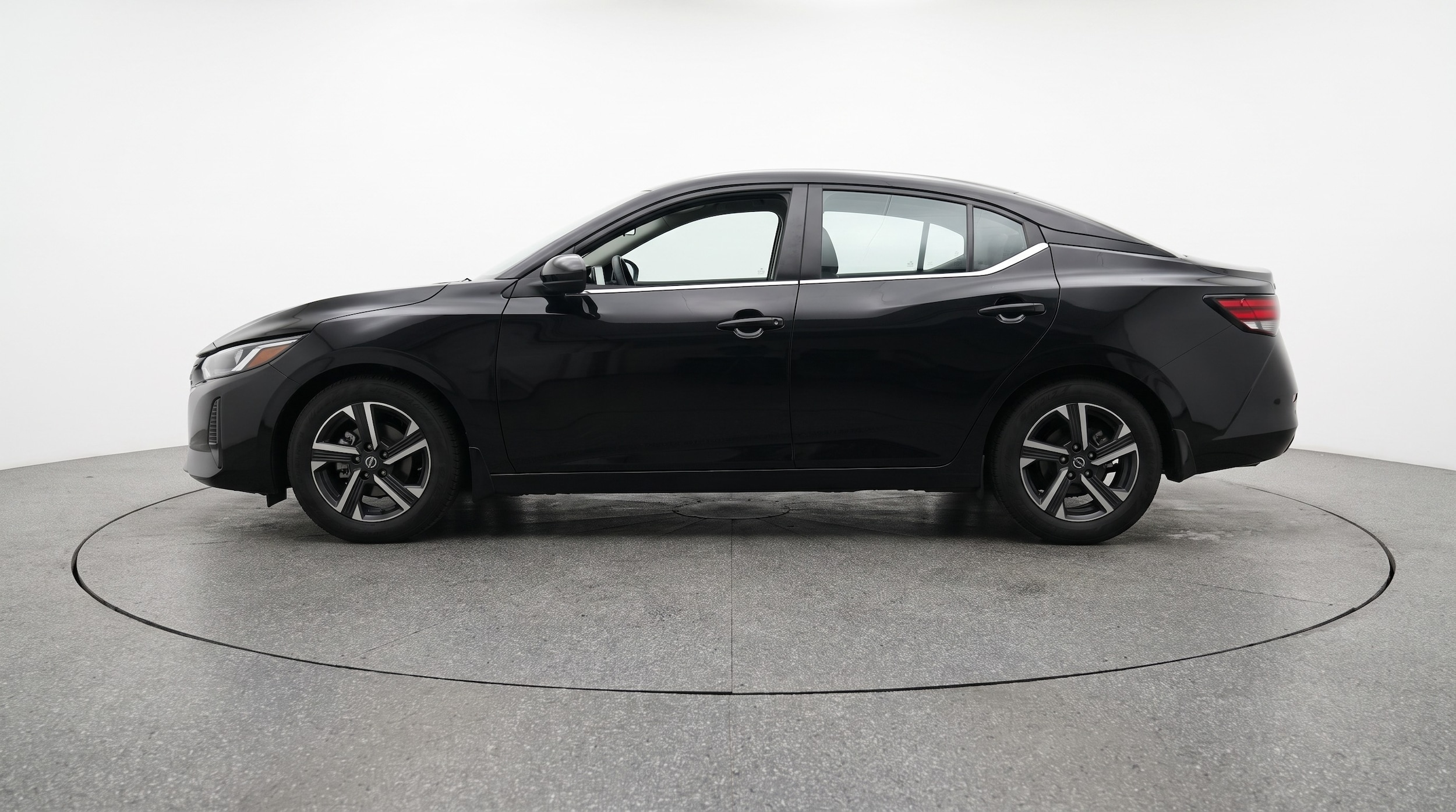 Thumbnail: 2025 Nissan Sentra - 4