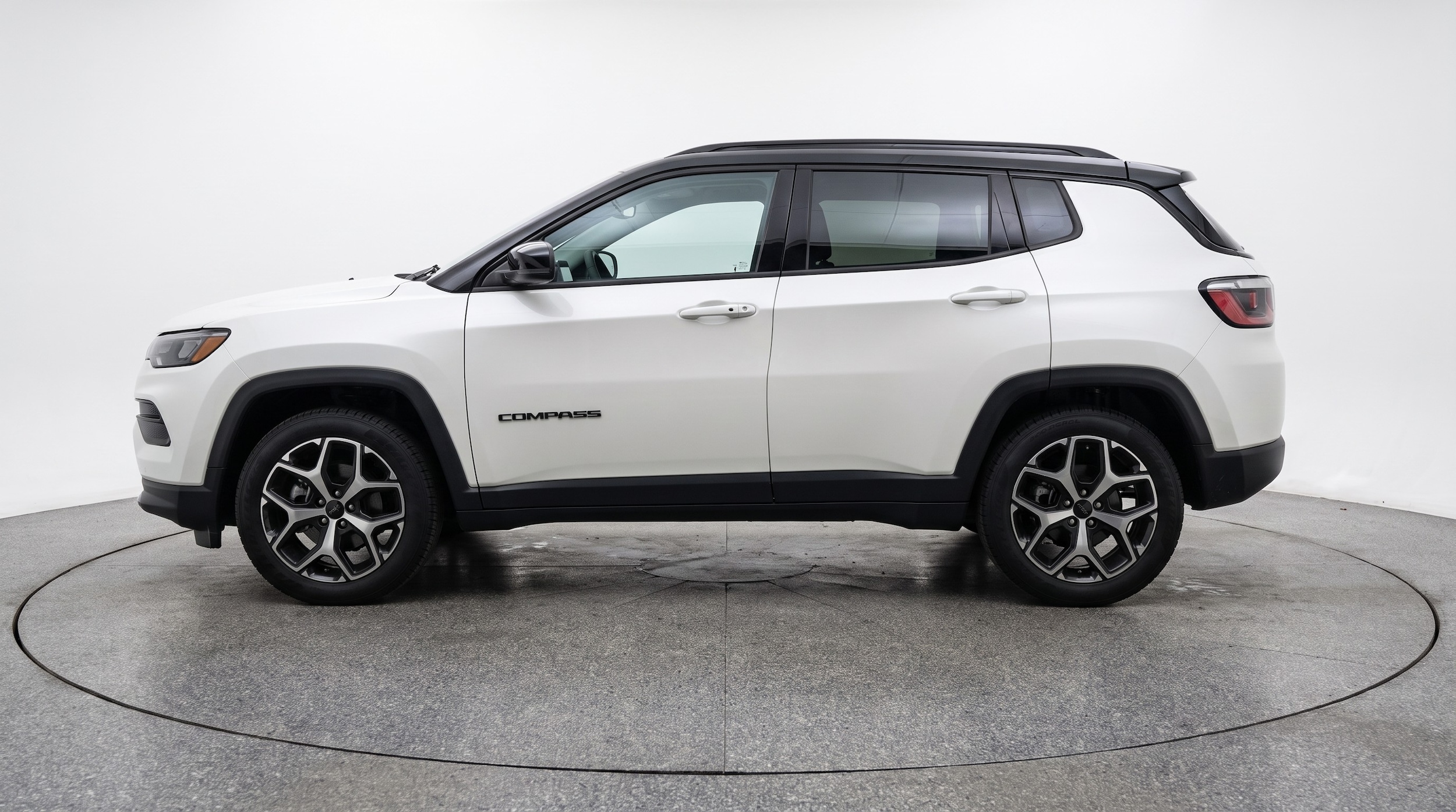 Thumbnail: 2025 Jeep Compass - 4
