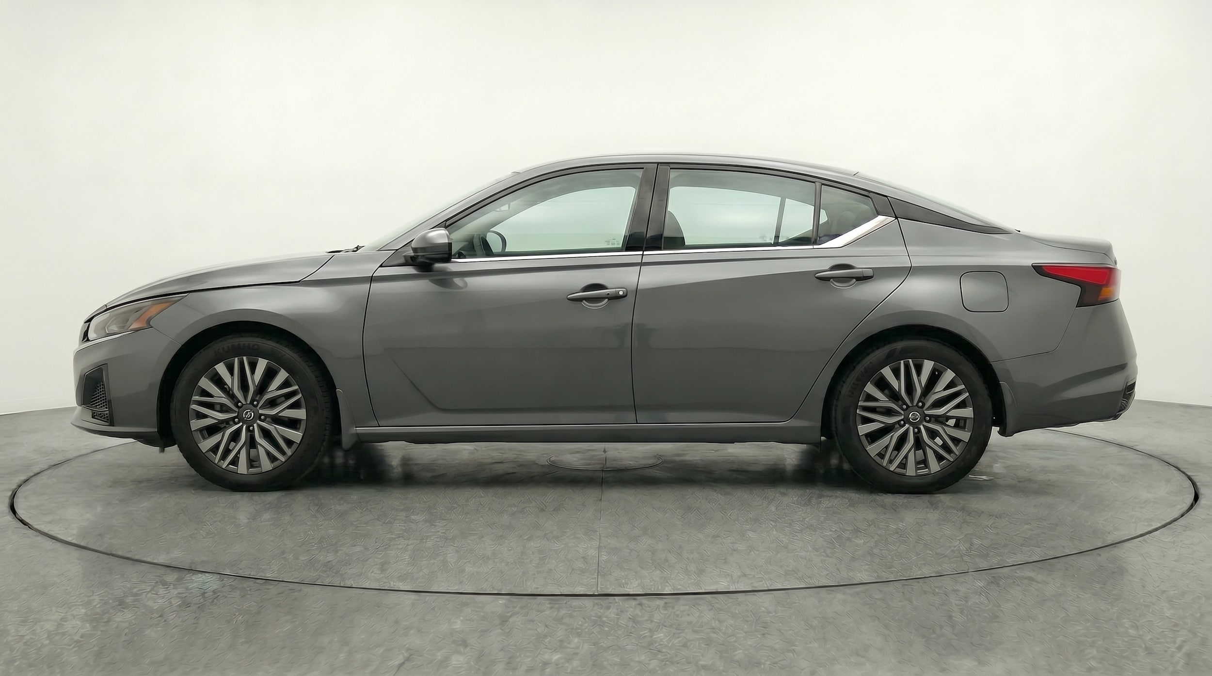 Thumbnail: 2026 Nissan Altima - 4