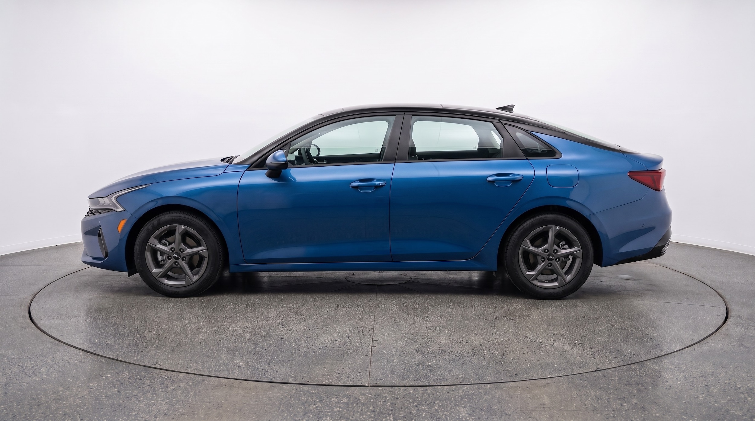 Thumbnail: 2026 Kia K4 - 4