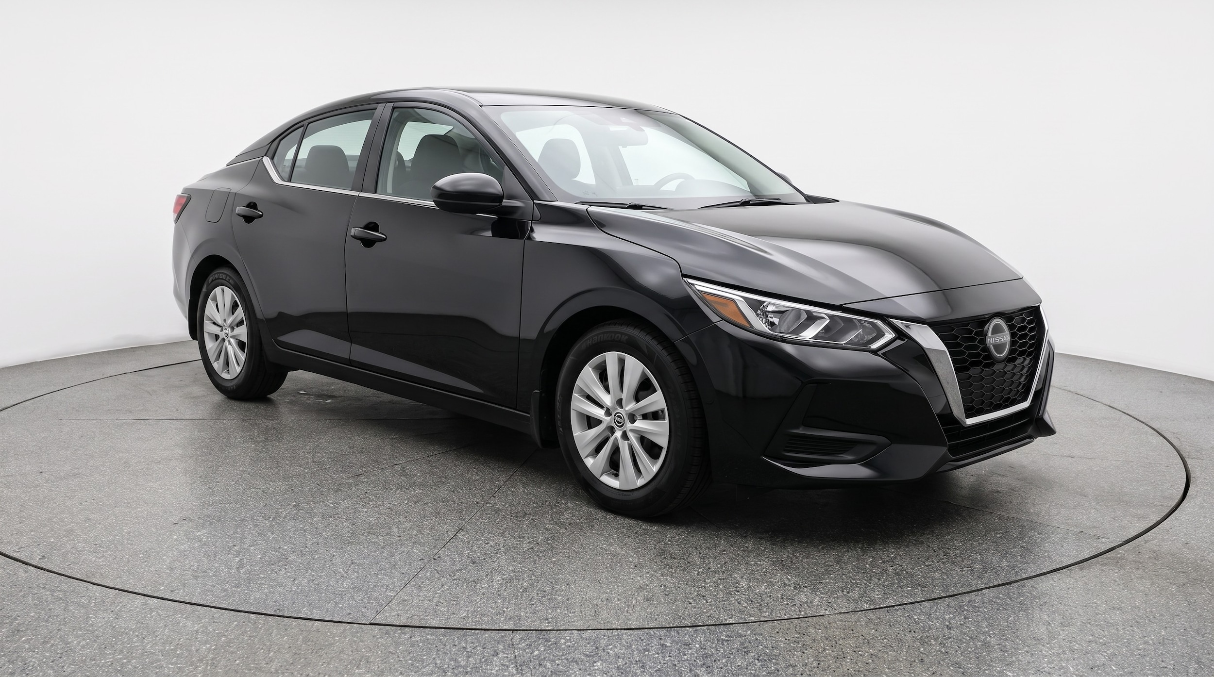 Thumbnail: 2025 Nissan Sentra - 1