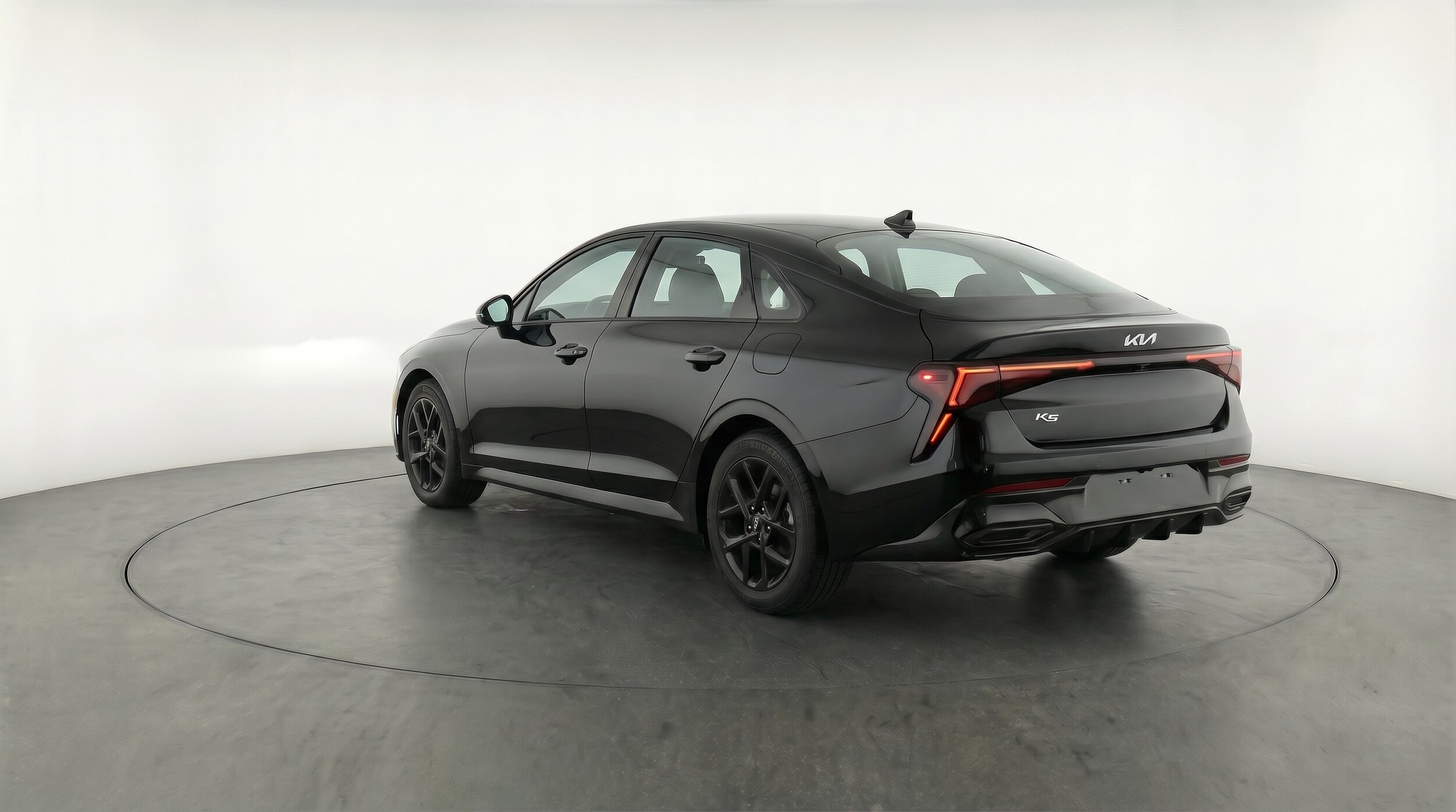Thumbnail: 2025 Kia K5 - 5