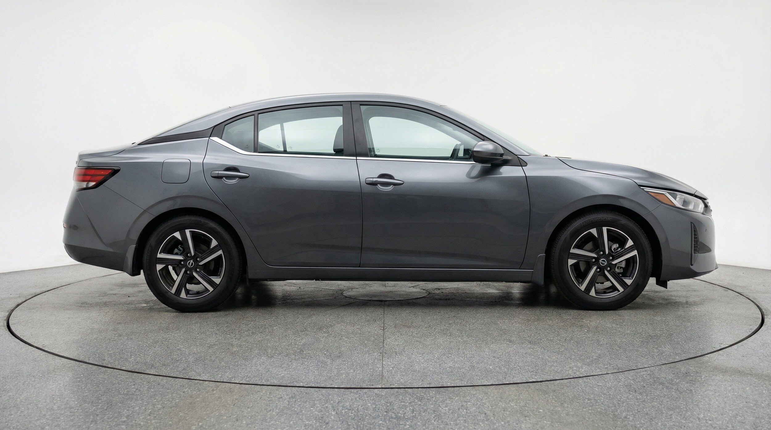 Thumbnail: 2025 Nissan Sentra - 11