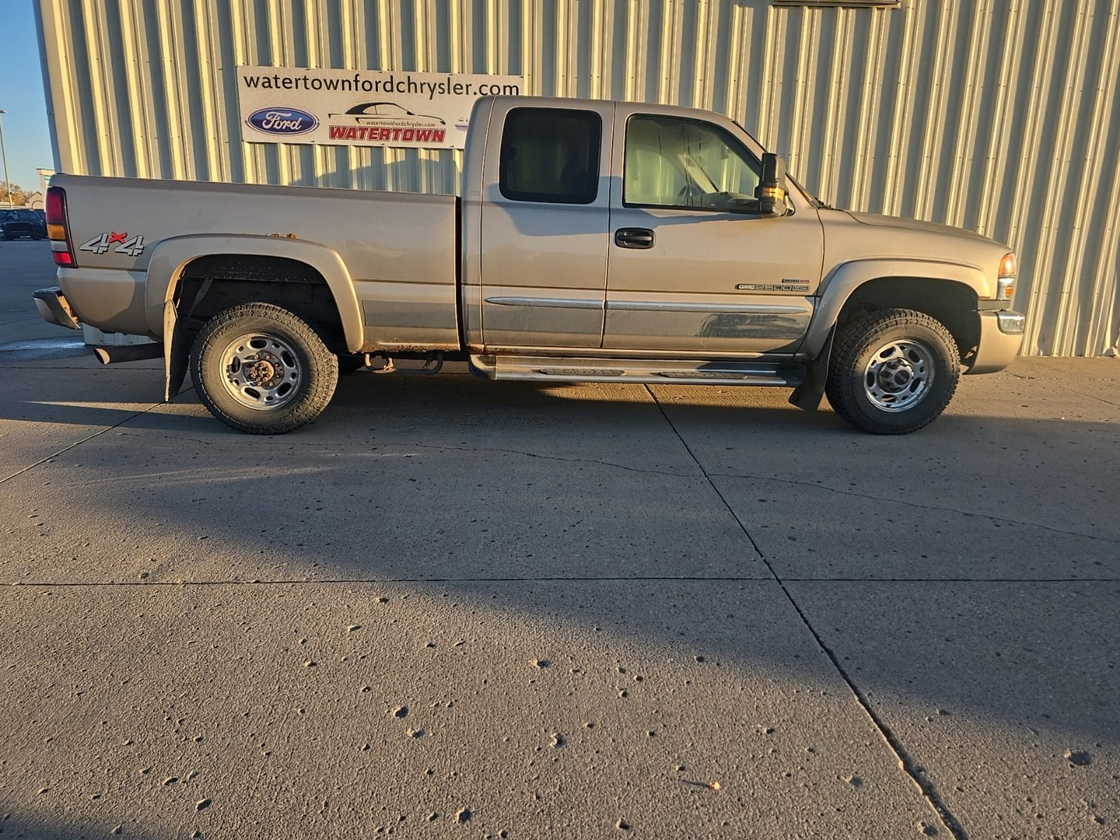 2004 GMC Sierra 2500HD