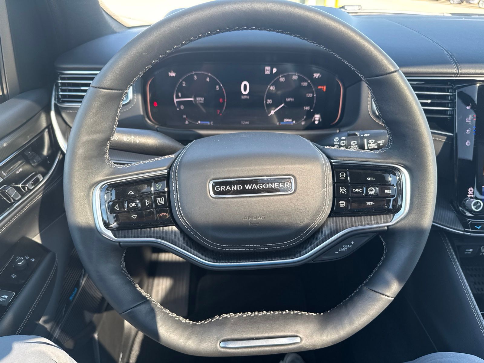 2026 Jeep Grand Wagoneer Summit Obsidian - Photo 13