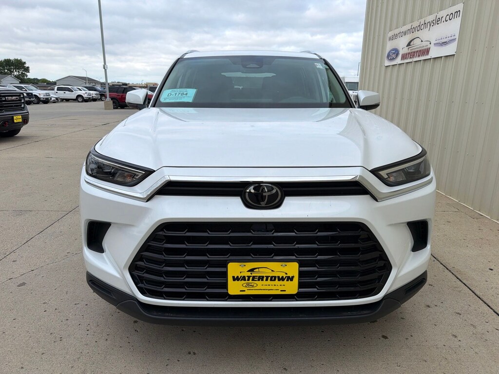 Used 2025 Toyota Grand Highlander XLE SUV
