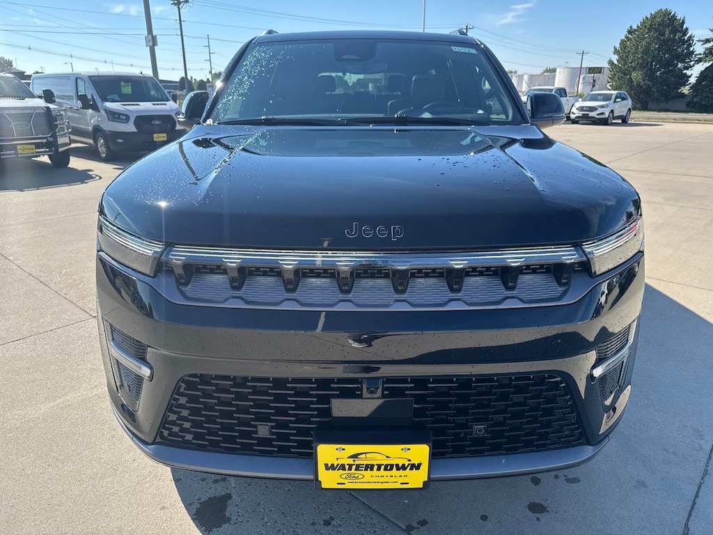 New 2026 Jeep Grand Wagoneer Summit Sport Utility