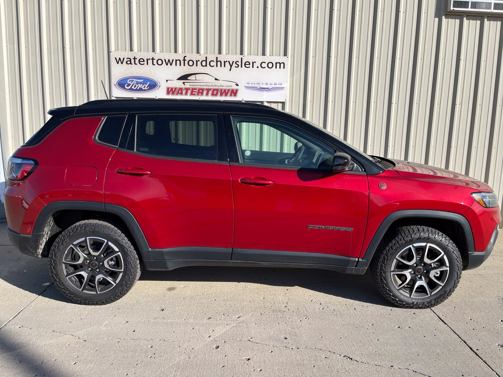 Used 2026 Jeep Compass Trailhawk SUV