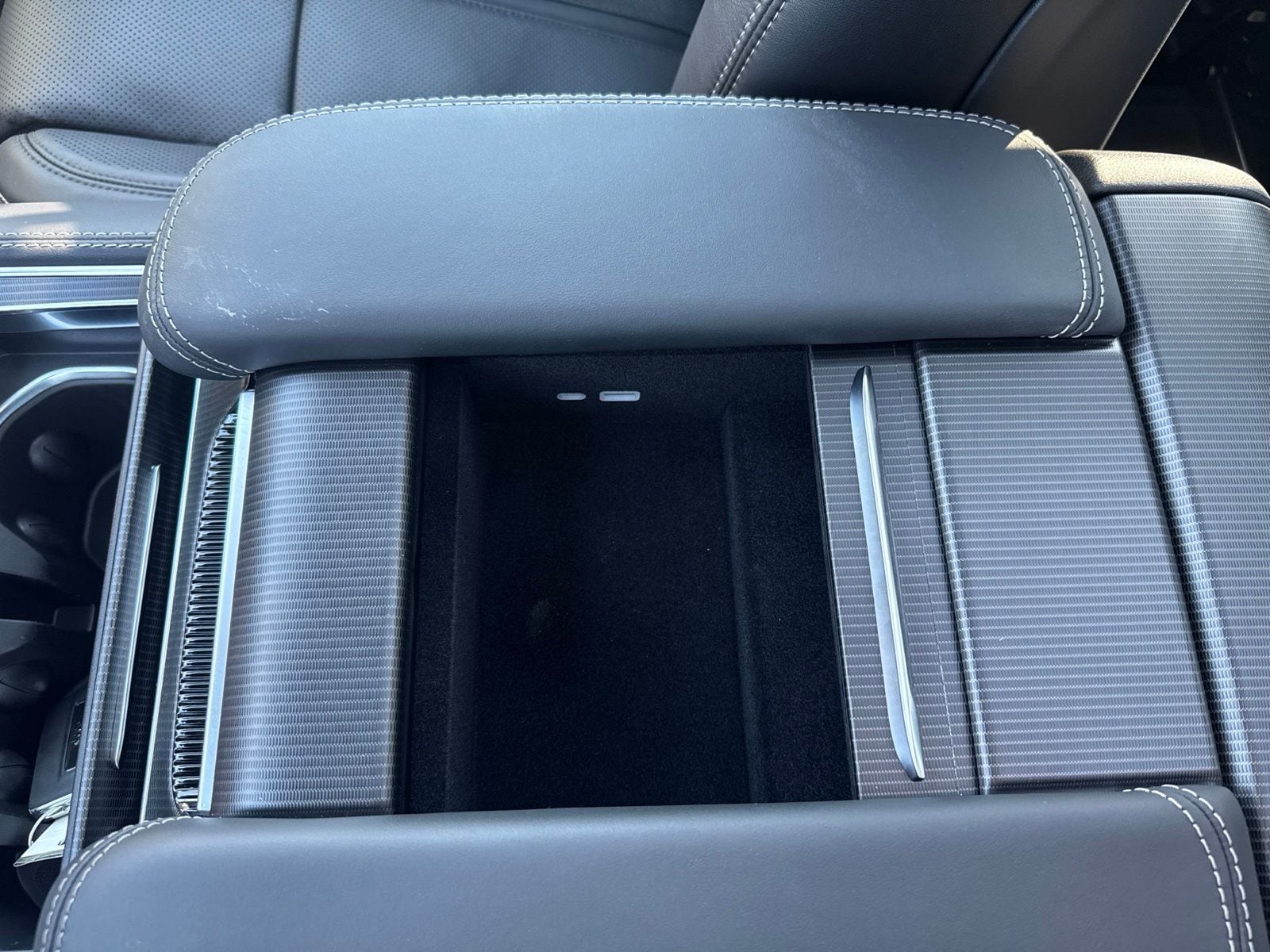 2026 Jeep Grand Wagoneer Summit Obsidian - Photo 32