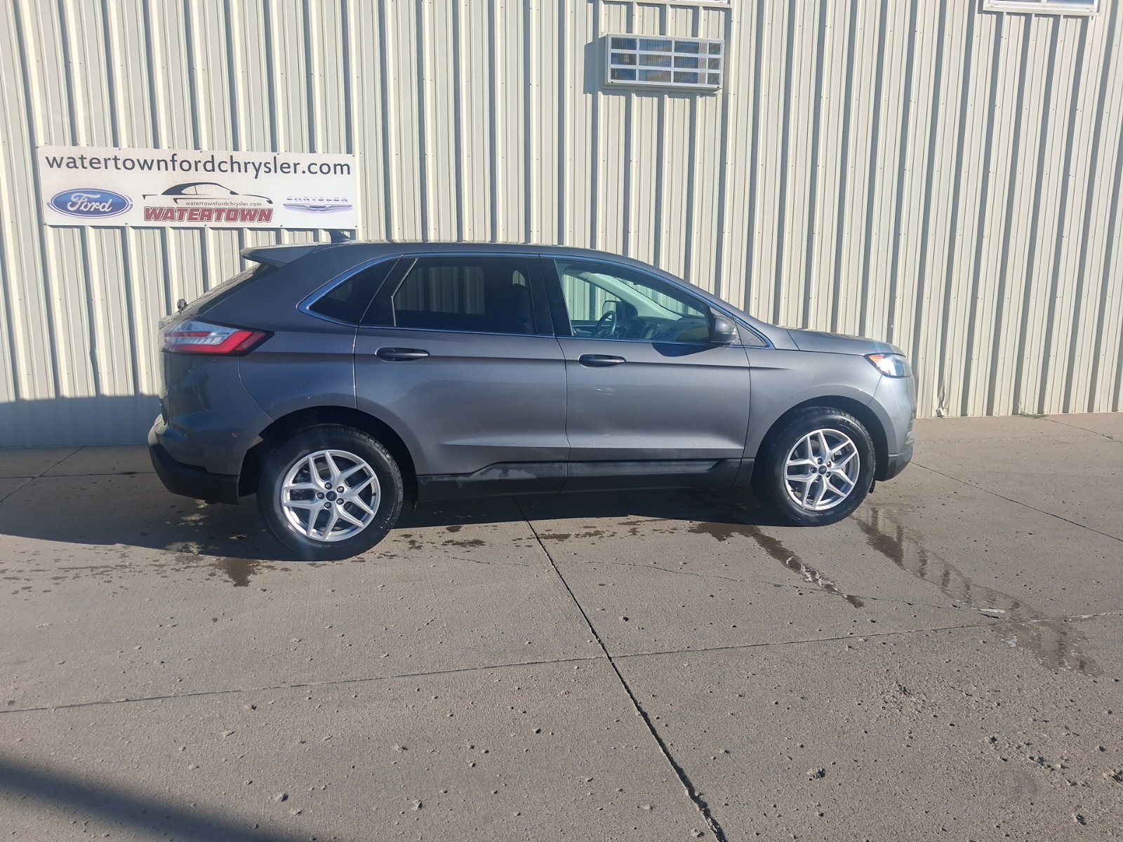 Used 2024 Ford Edge SEL SUV