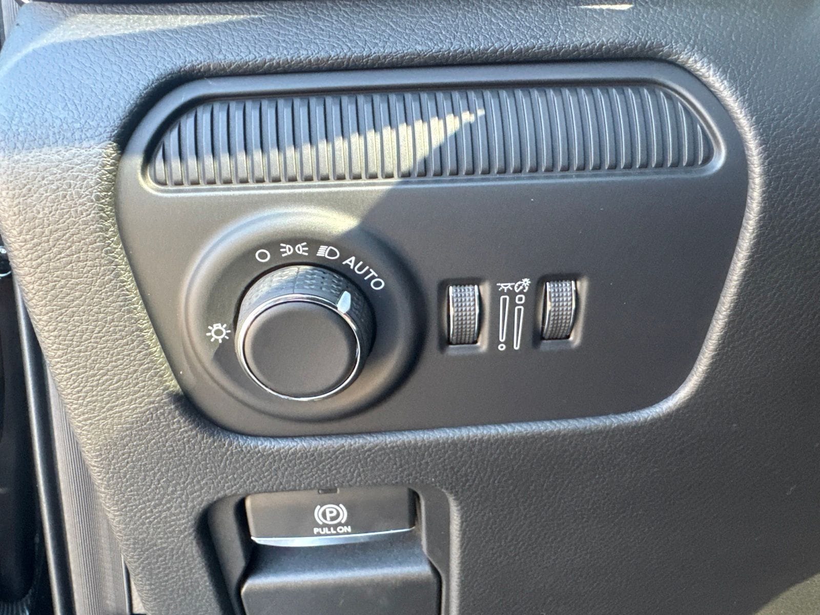 2026 Jeep Grand Wagoneer Summit Obsidian - Photo 11