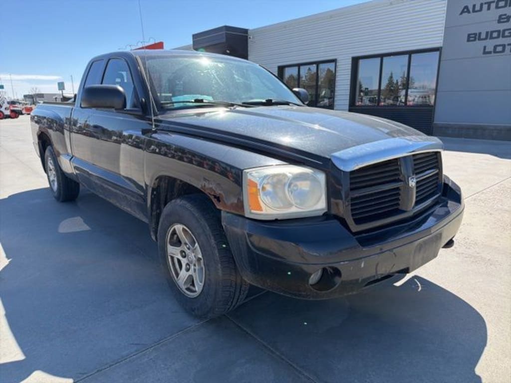 Used 2006 Dodge Dakota SLT Truck
