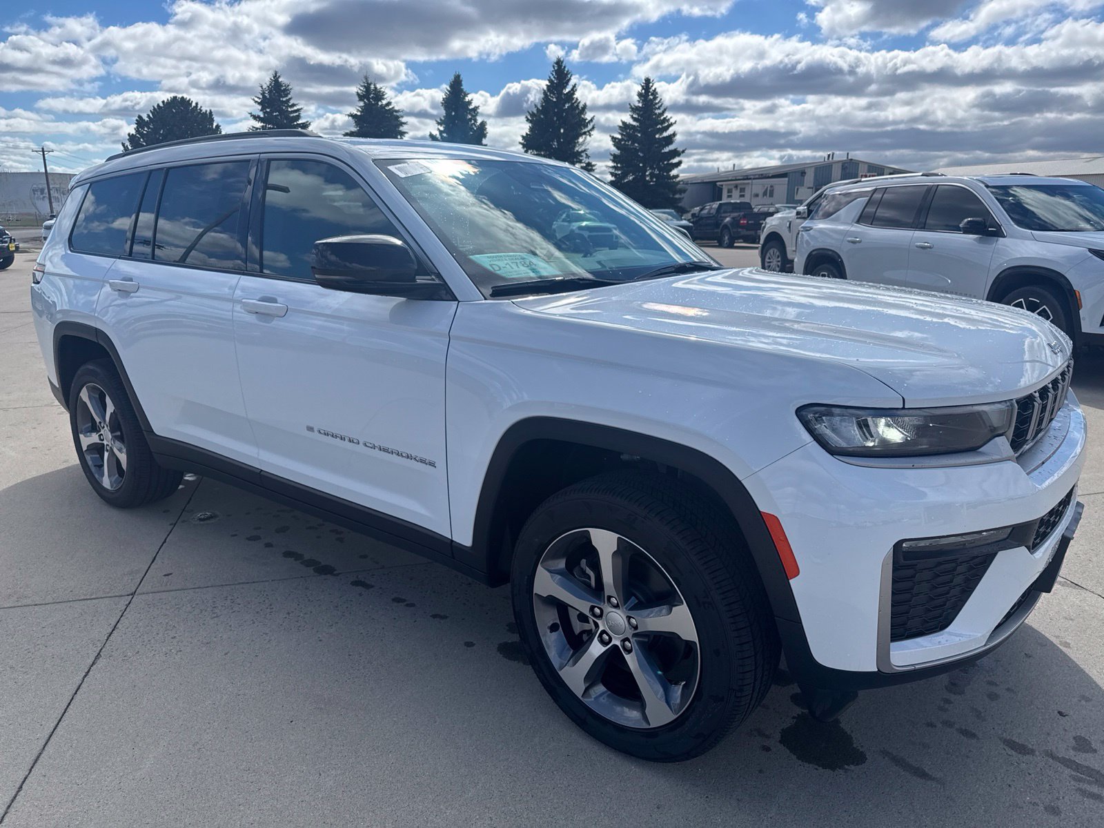 New 2026 Jeep Grand Cherokee L Limited Sport Utility