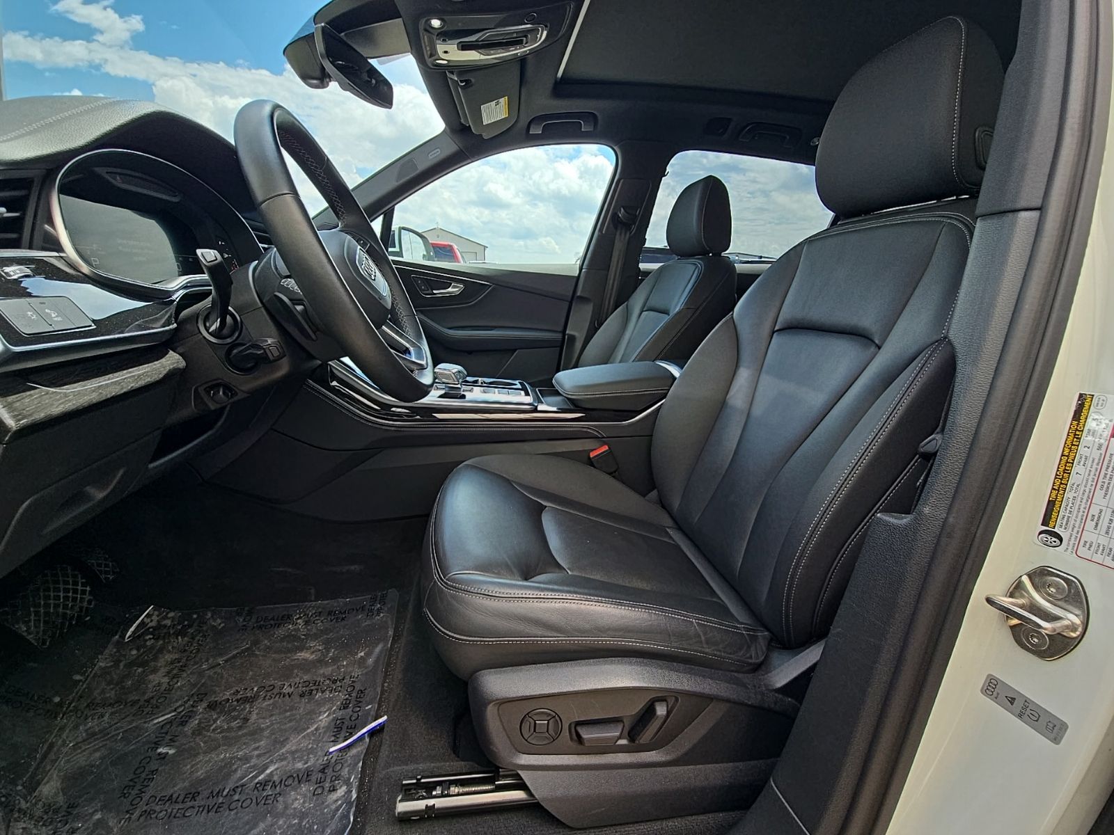 2025 Audi Q7 Premium Plus - Photo 9
