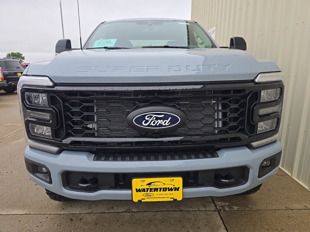 New 2027 Ford Super Duty F-250® Lariat® TRUCK