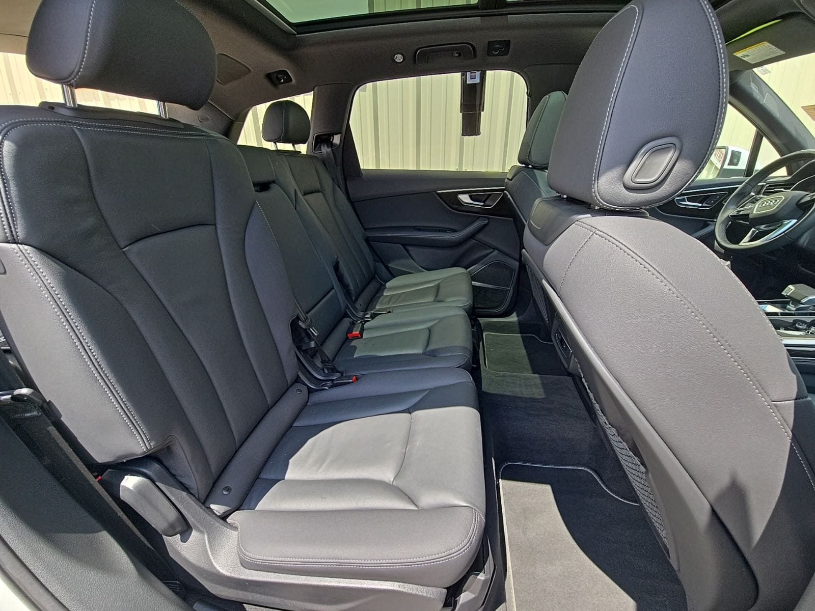 2025 Audi Q7 Premium Plus - Photo 12
