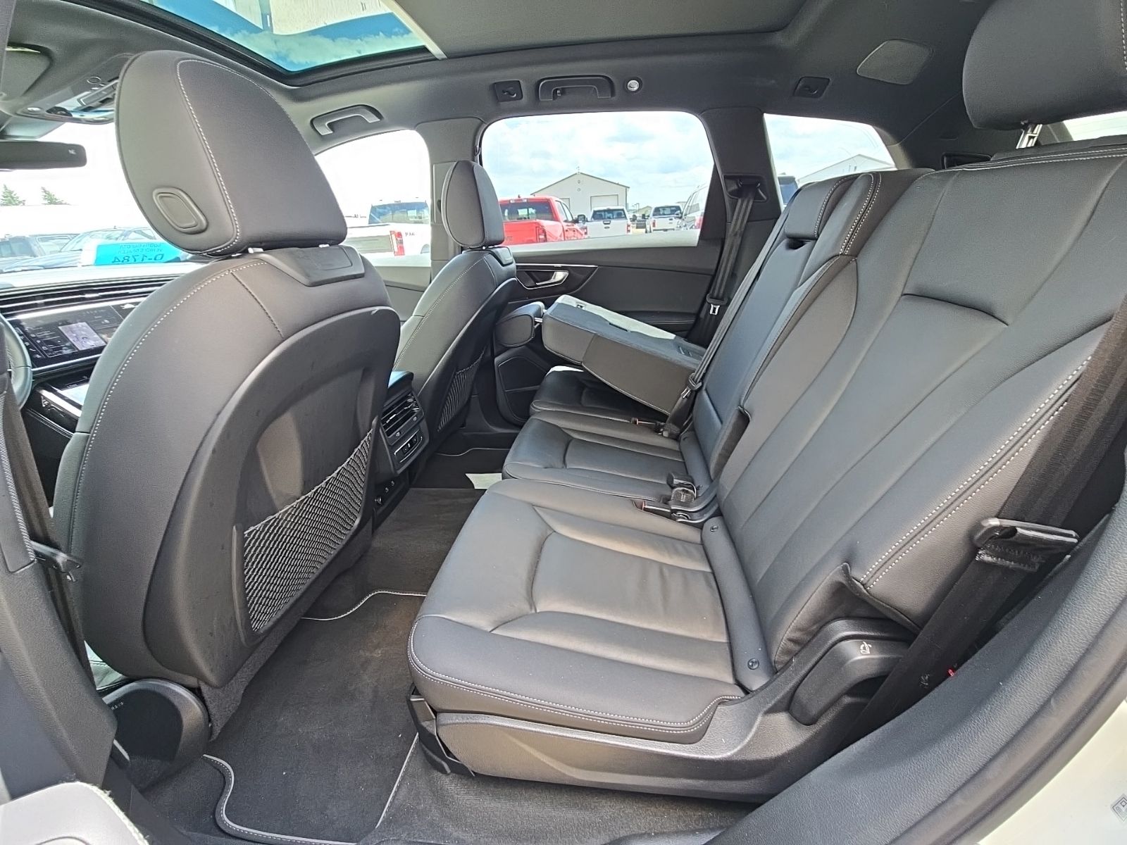 2025 Audi Q7 Premium Plus - Photo 10