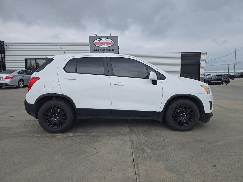 Used 2015 Chevrolet Trax LS SUV