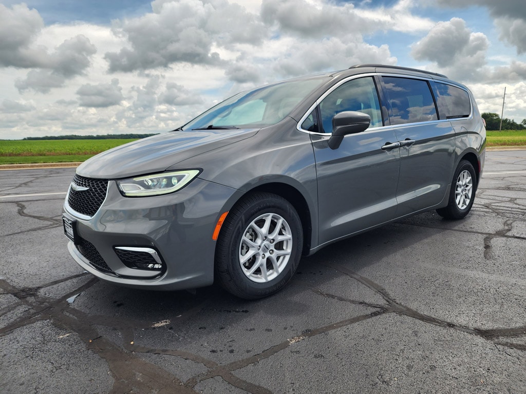 2022 Chrysler Pacifica Van Passenger Van 