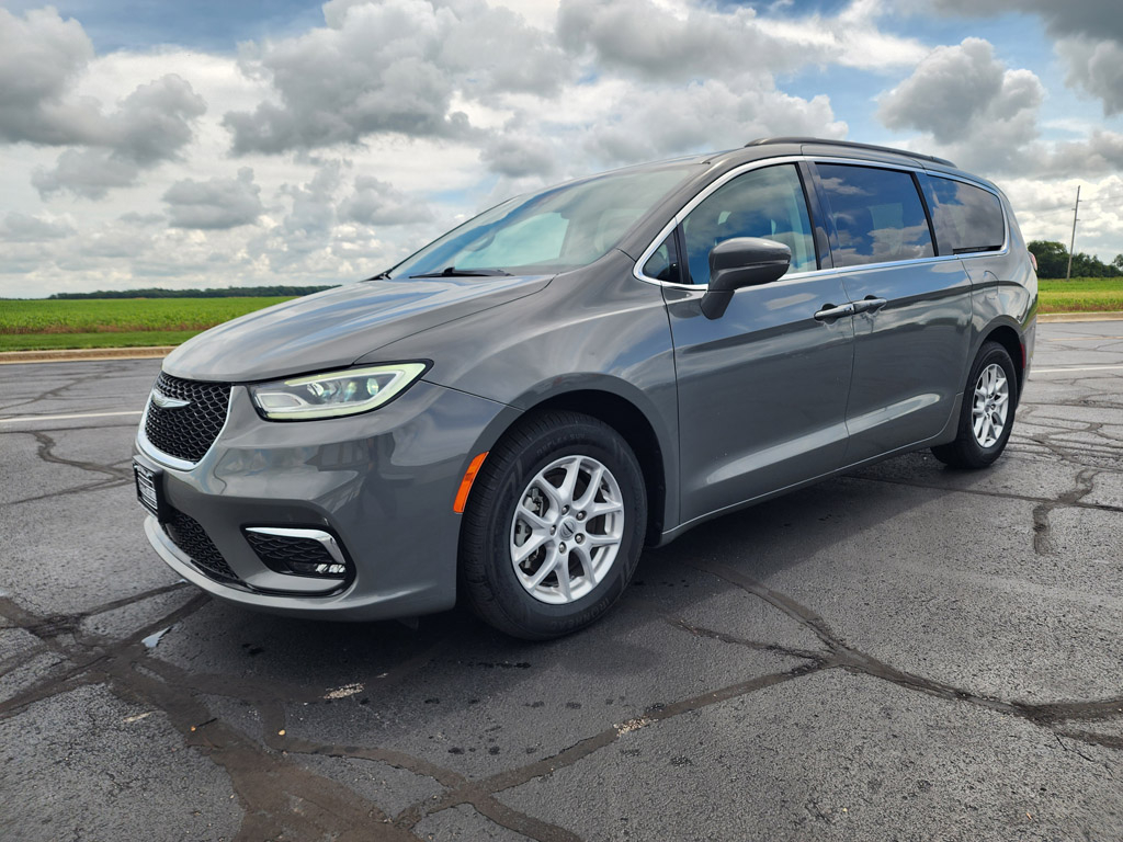  Chrysler Pacifica