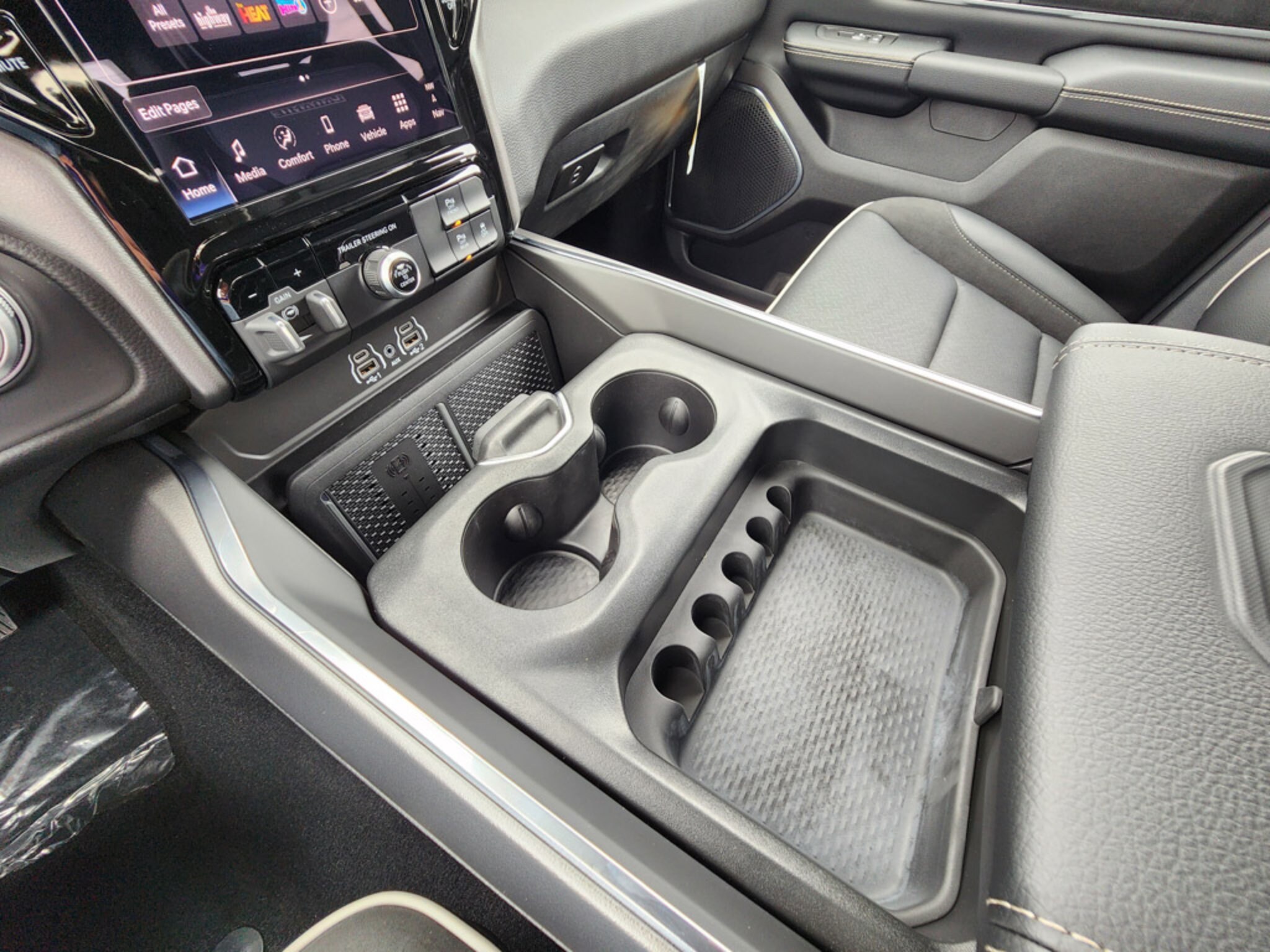 2027 RAM Ram 1500 Pickup Laramie - Photo 33