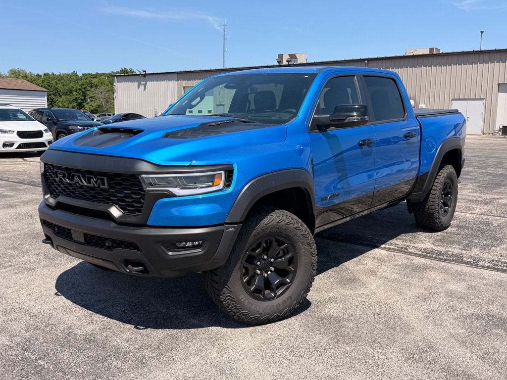 2025 Ram 1500 Truck Crew Cab 