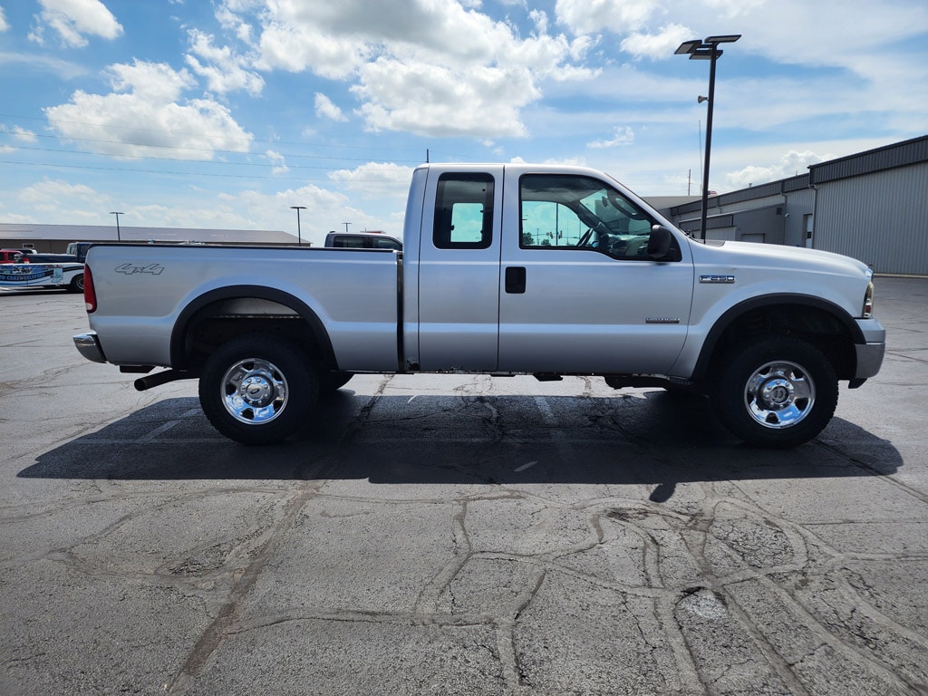 Used 2006 Ford F-250 Truck Super Cab