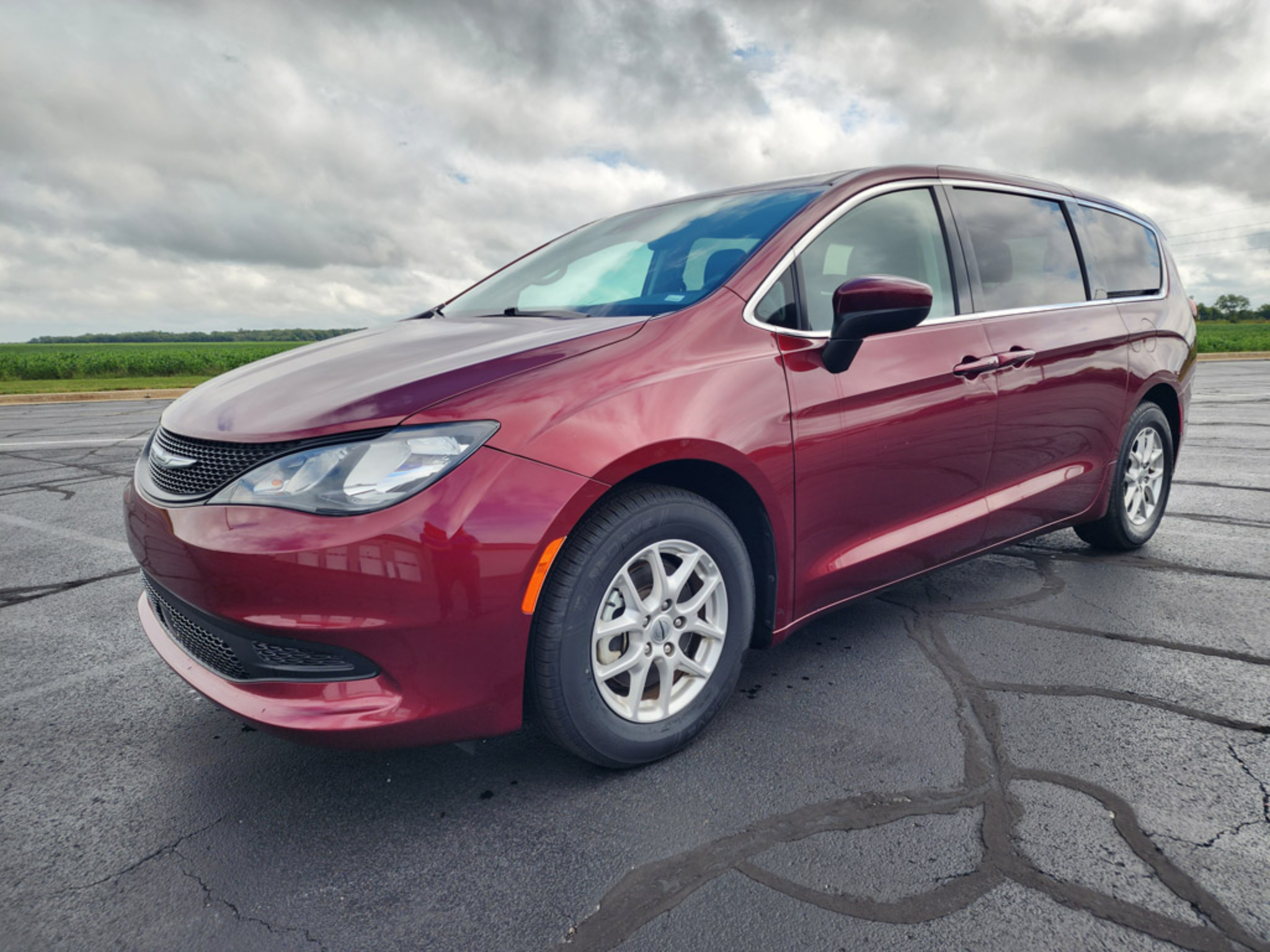 2023 Chrysler Voyager Van Passenger Van 