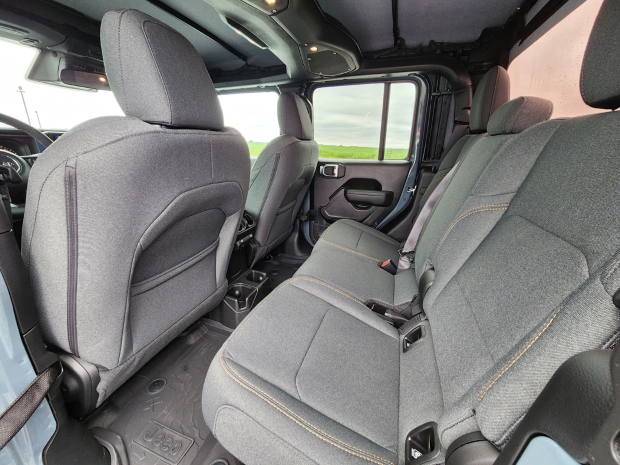 2026 Jeep Gladiator Willys - Photo 15