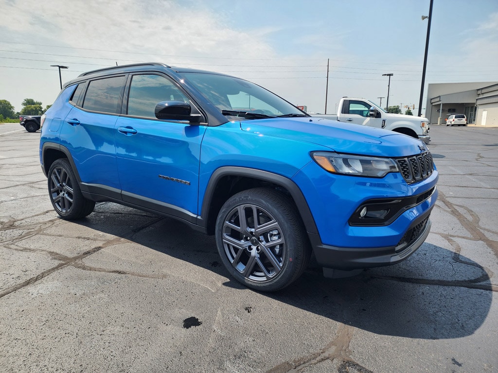 New 2026 Jeep Compass LIMITED ALTITUDE 4X4 Sport Utility