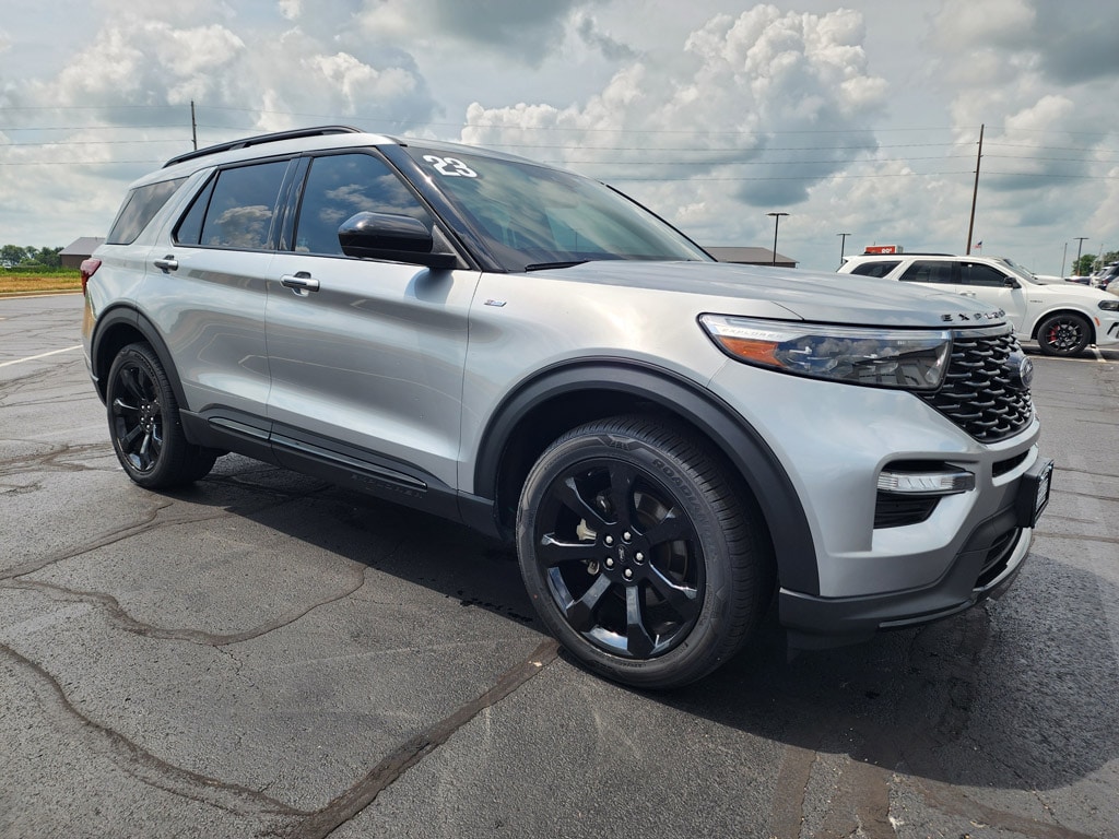 Used 2023 Ford Explorer ST-Line SUV