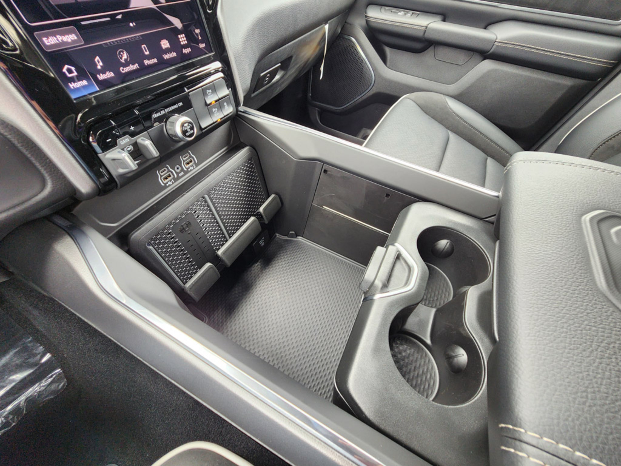 2027 RAM Ram 1500 Pickup Laramie - Photo 32