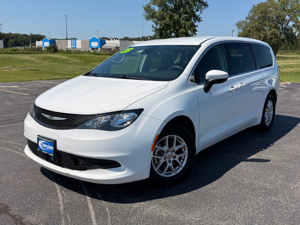 2023 Chrysler Voyager Van Passenger Van 