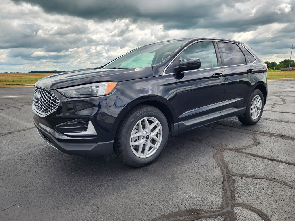  Ford Edge