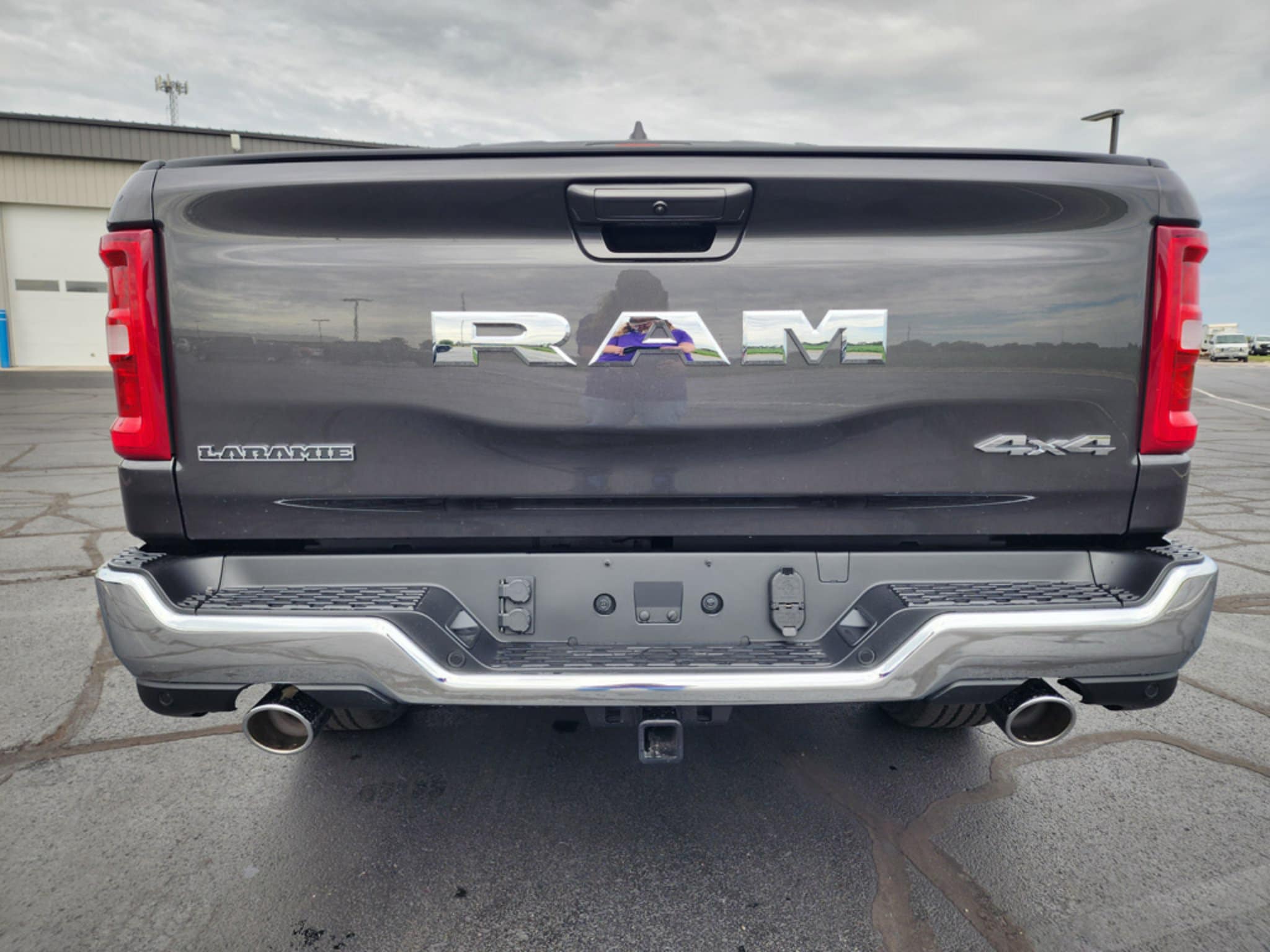 2027 RAM Ram 1500 Pickup Laramie - Photo 6