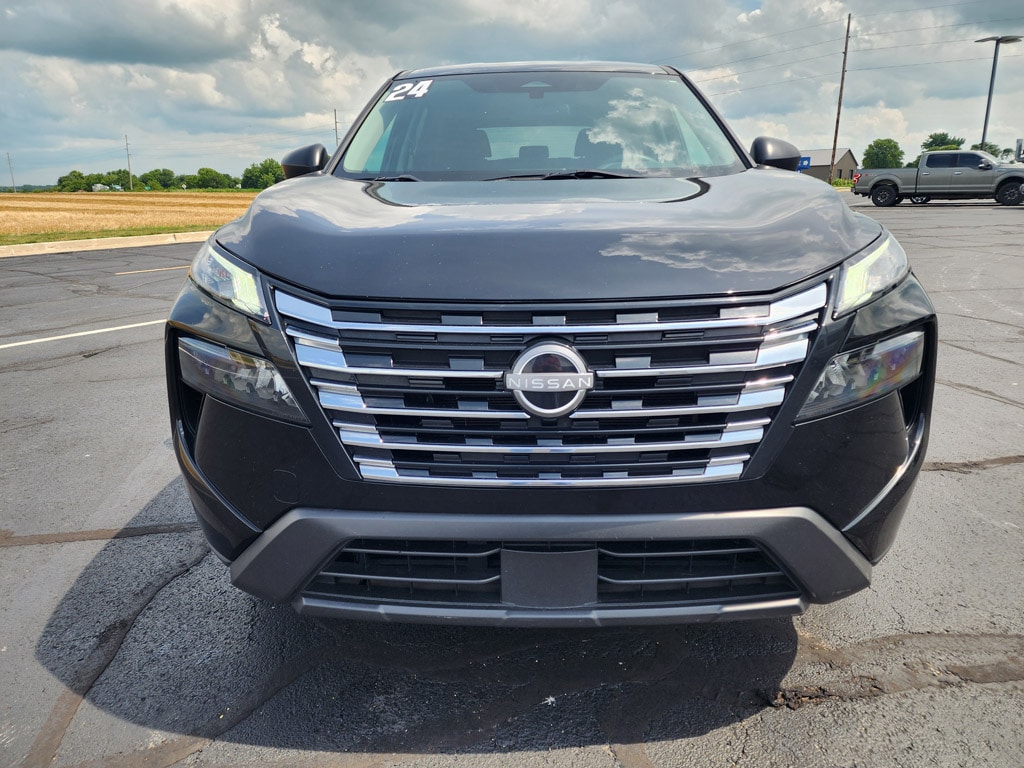 Used 2024 Nissan Rogue S SUV