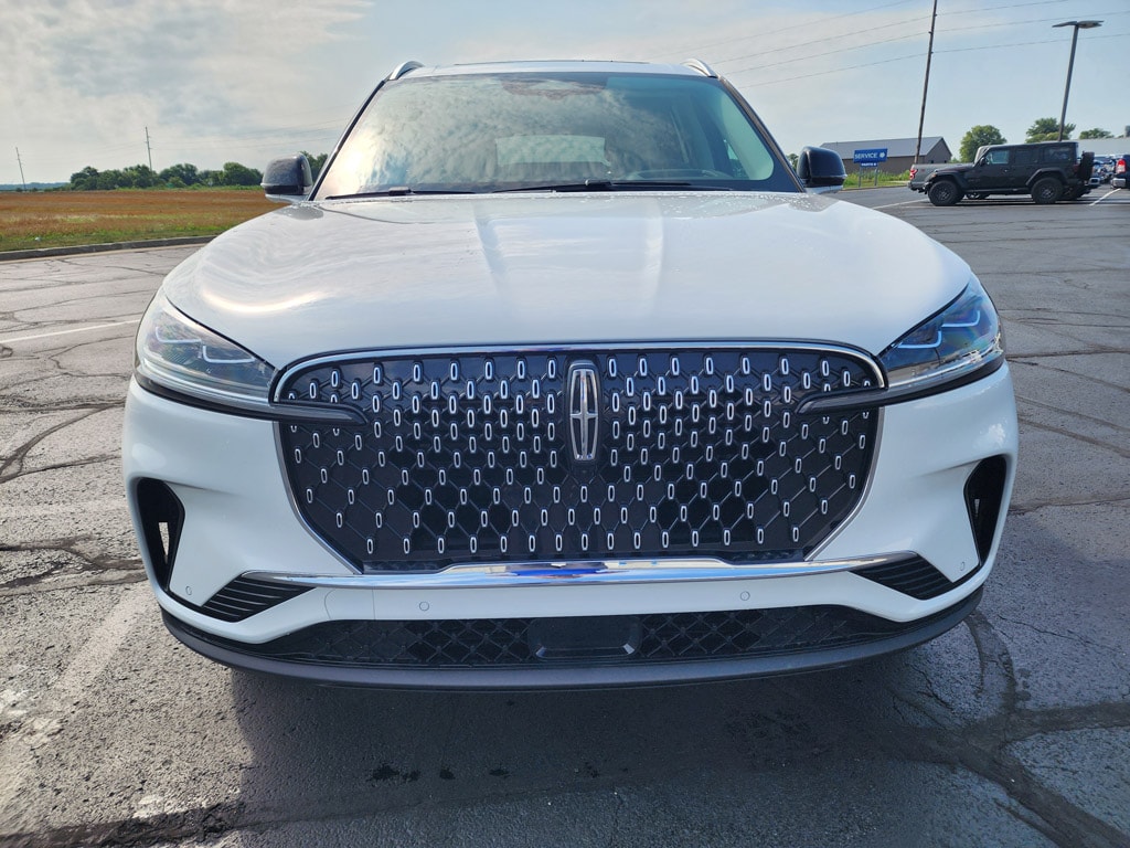 5LM5J7XC0TGL13002