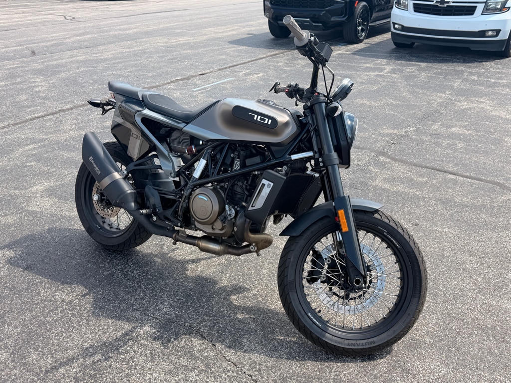 Used 2020 Husqvarna Svartpilen 701