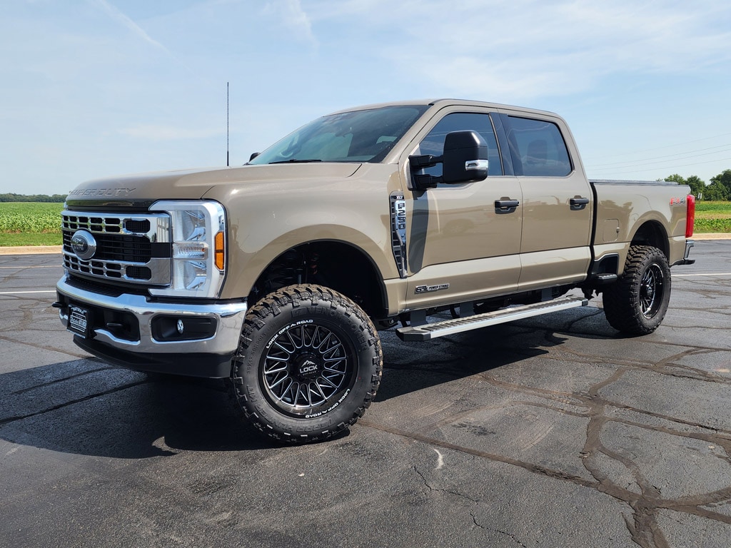 2026 Ford F-250 Super Duty XLT