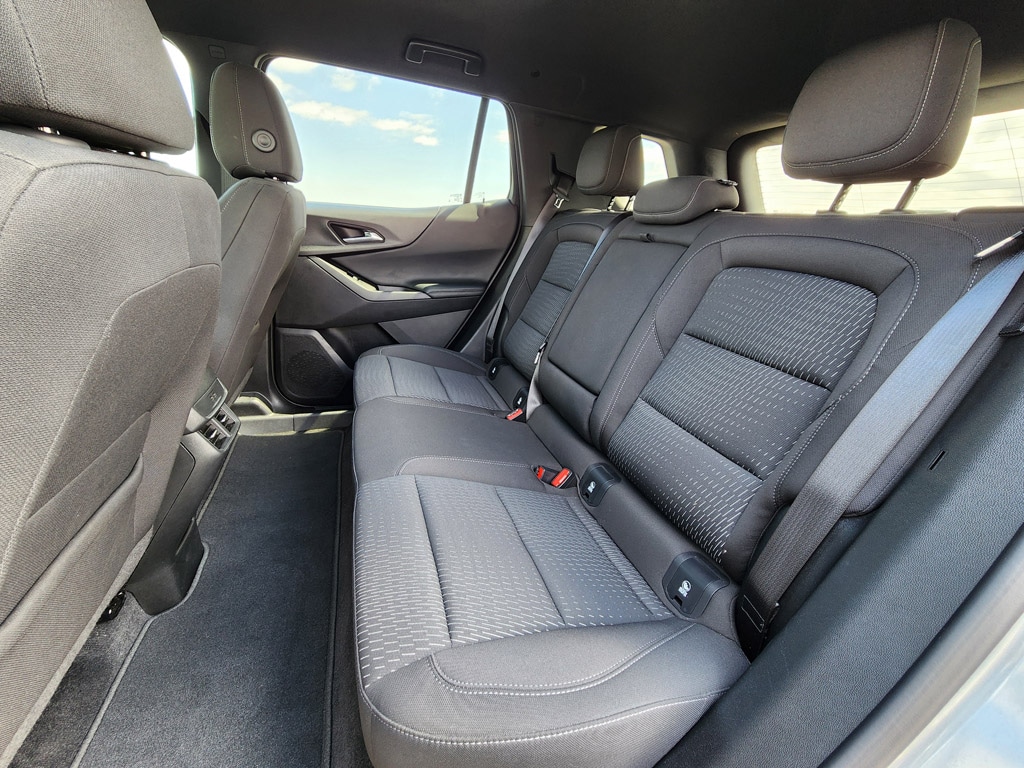 2025 Chevrolet Equinox LT - Photo 15