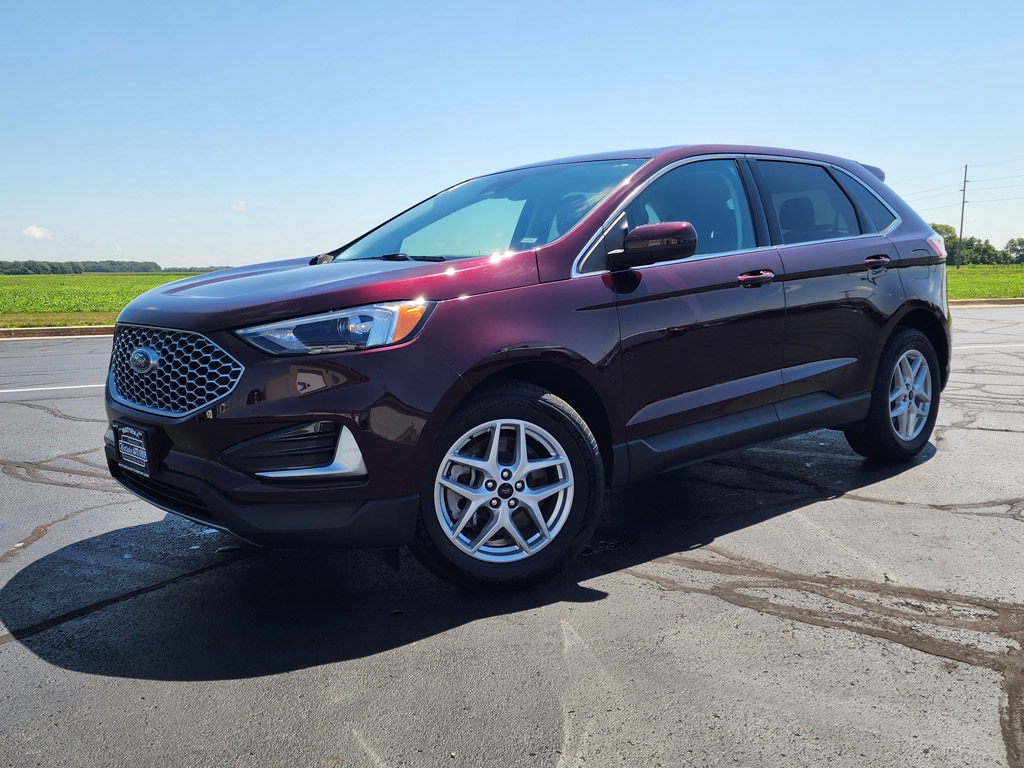 Used 2024 Ford Edge SEL SUV