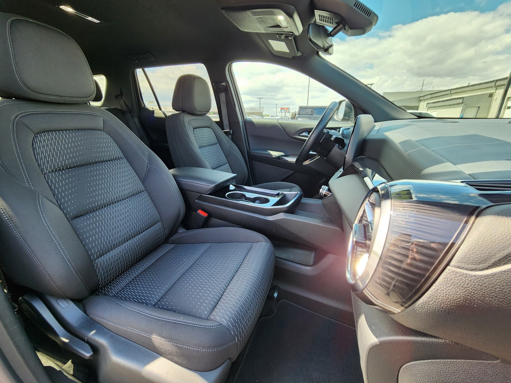 2025 Chevrolet Equinox LT - Photo 22