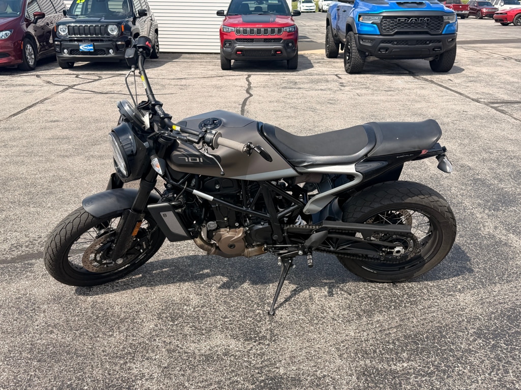 Used 2020 Husqvarna Svartpilen 701