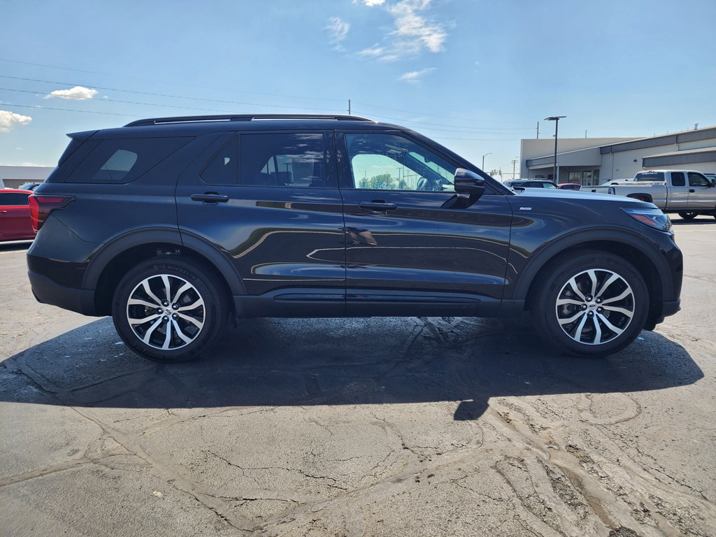 Used 2026 Ford Explorer ST-Line SUV
