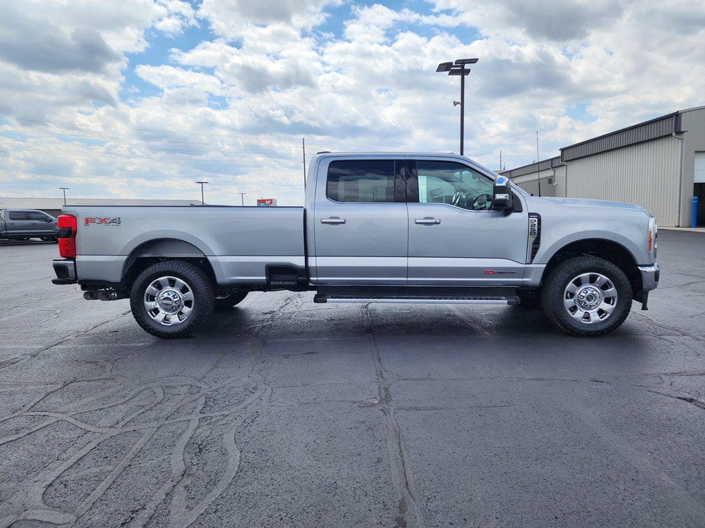 Used 2023 Ford F-250 Lariat Crew Cab