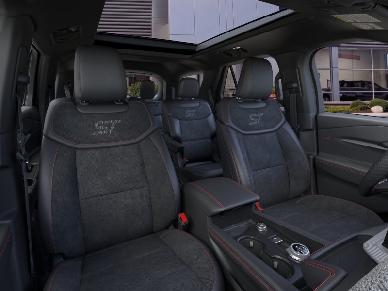 2026 Ford Explorer ST - Photo 10