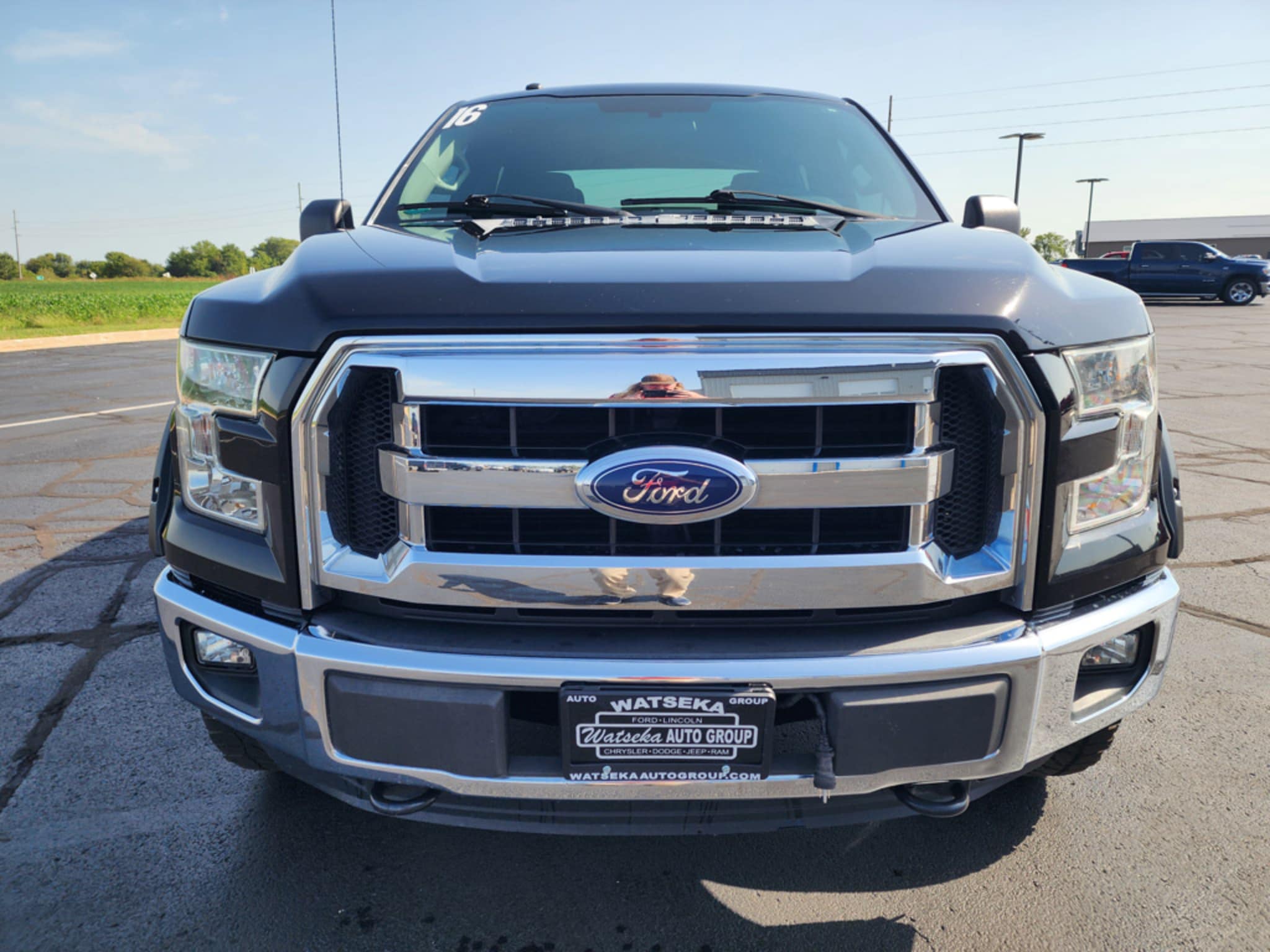 Used 2016 Ford F-150 XLT with VIN 1FTEW1E89GFC35724 for sale in Watseka, IL